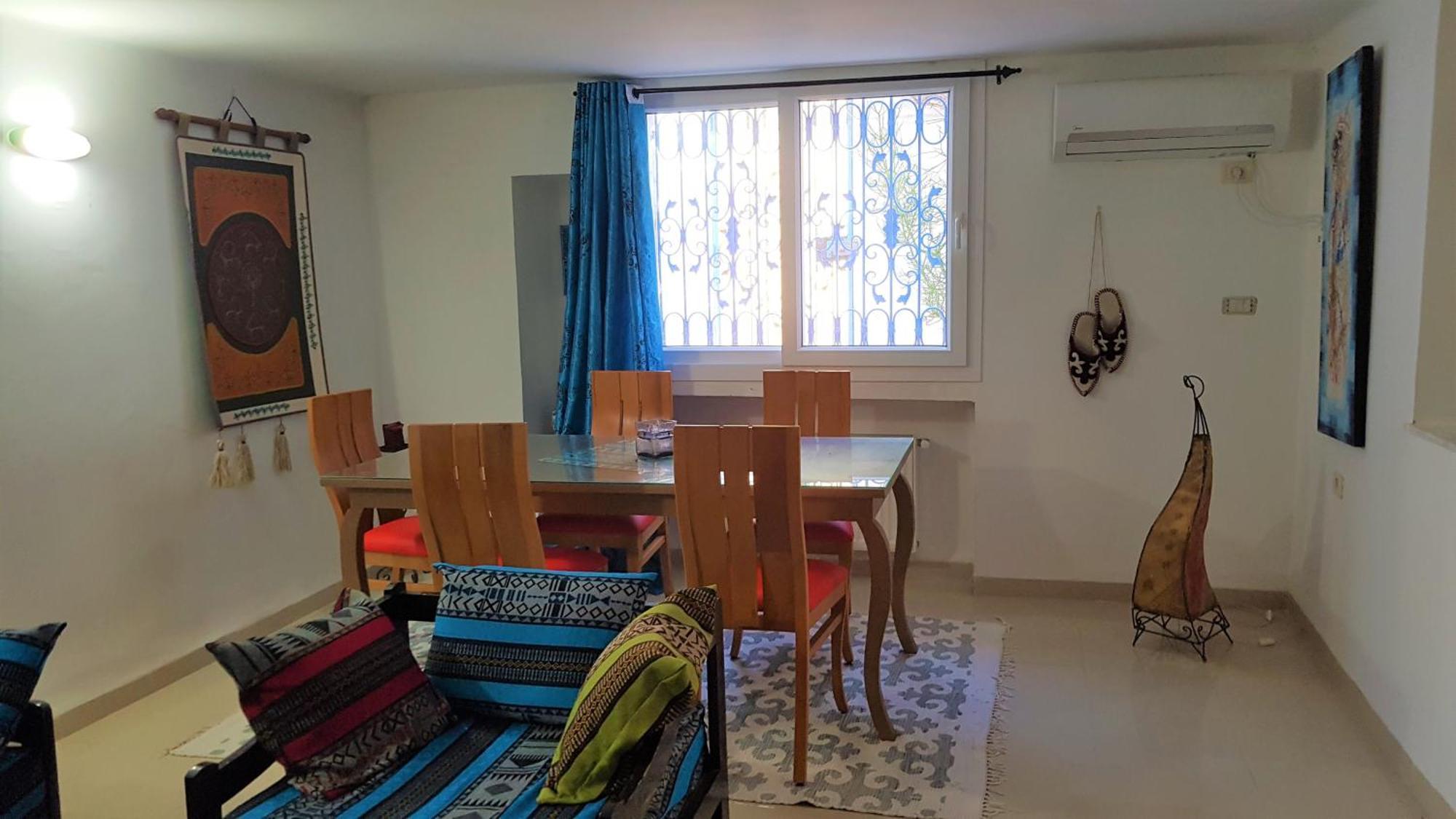 Azaiiza Apartment *